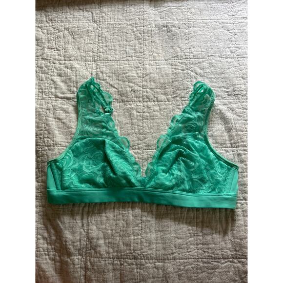 Pink Victoria’s Secret teal lace plunge‎ bralette size medium￼ - Picture 1 of 6